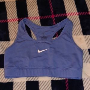 Cute Nike Sport bra make offers!!